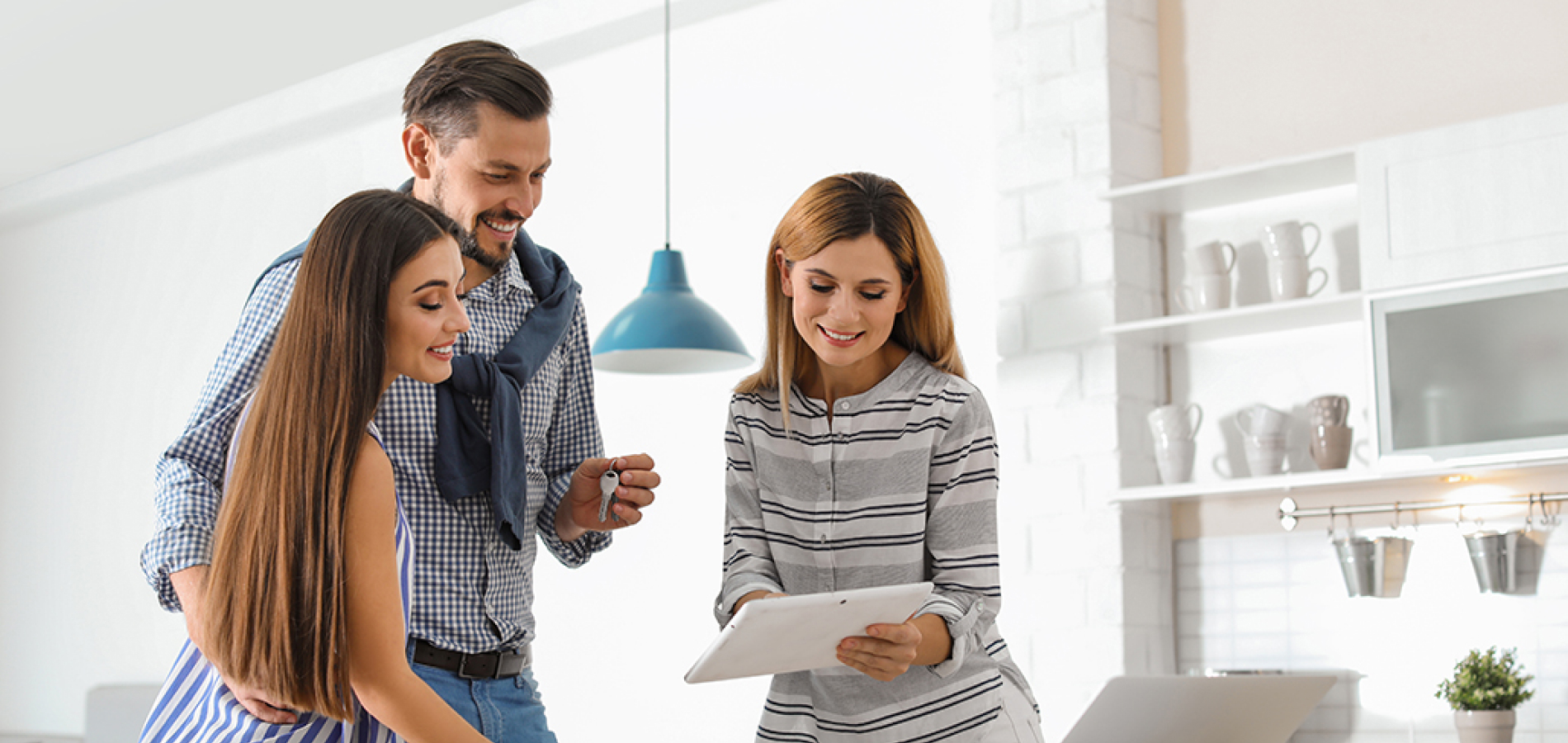 customers talking with sales> HomeByMe Enterprise > Dassault Systemes